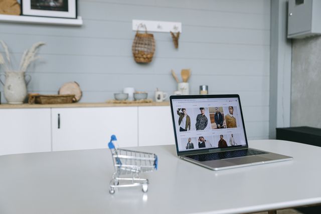 B2B Marketplace Platform Success Stories: Real Entrepreneurs Who Made It